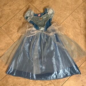 Disney Princess Cinderella Costume. Toddler 3-4